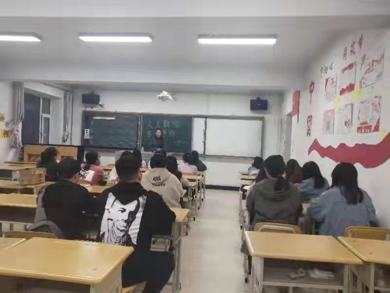 养成教育 学问勤中得，富裕俭中来1.jpg