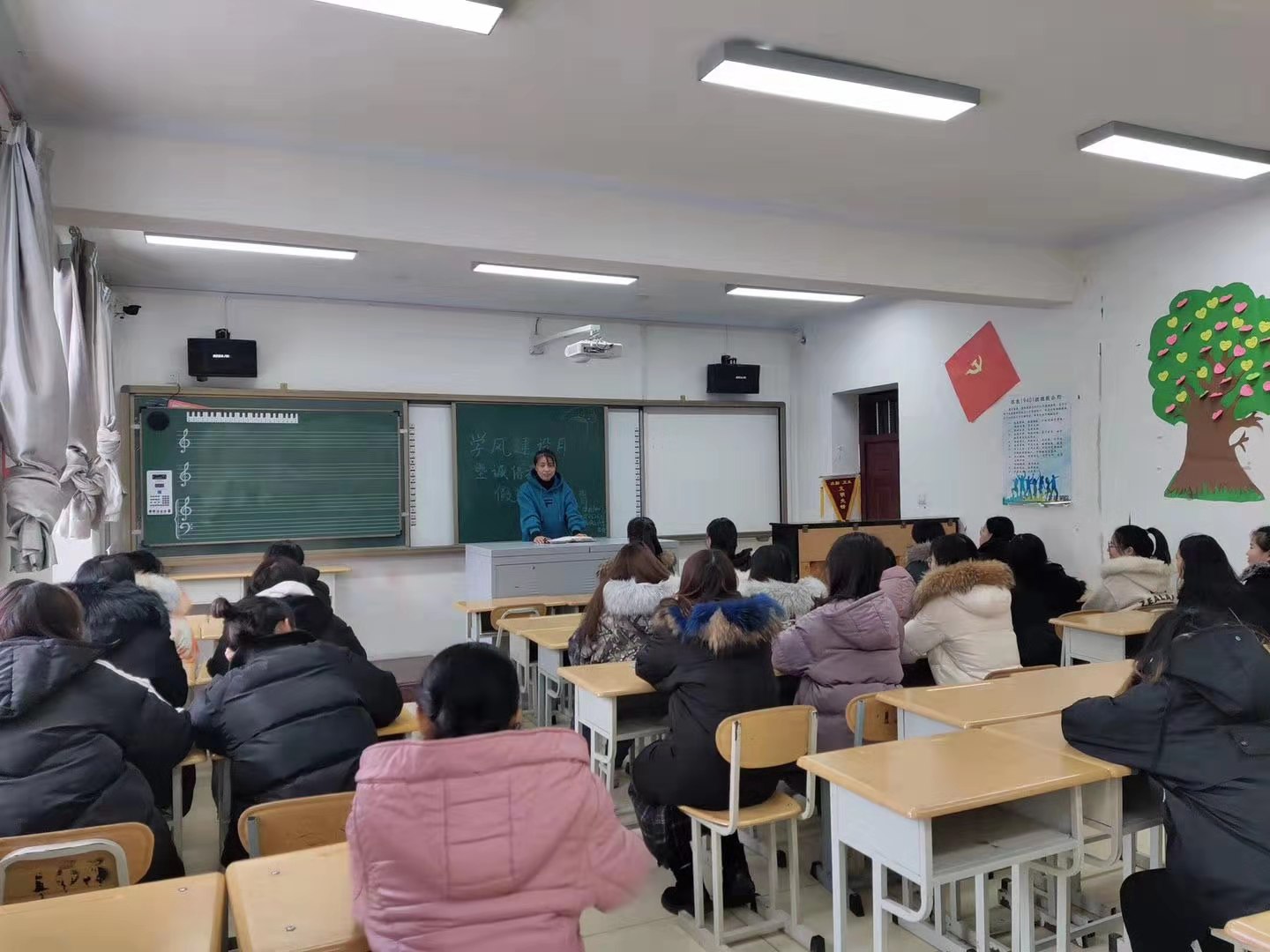 学风建设 音乐学院18级学风建设月例会暨诚信考试假期安全教育大会2.jpg